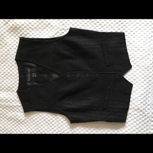 Beautiful grey solid/pinstripe wool vest!